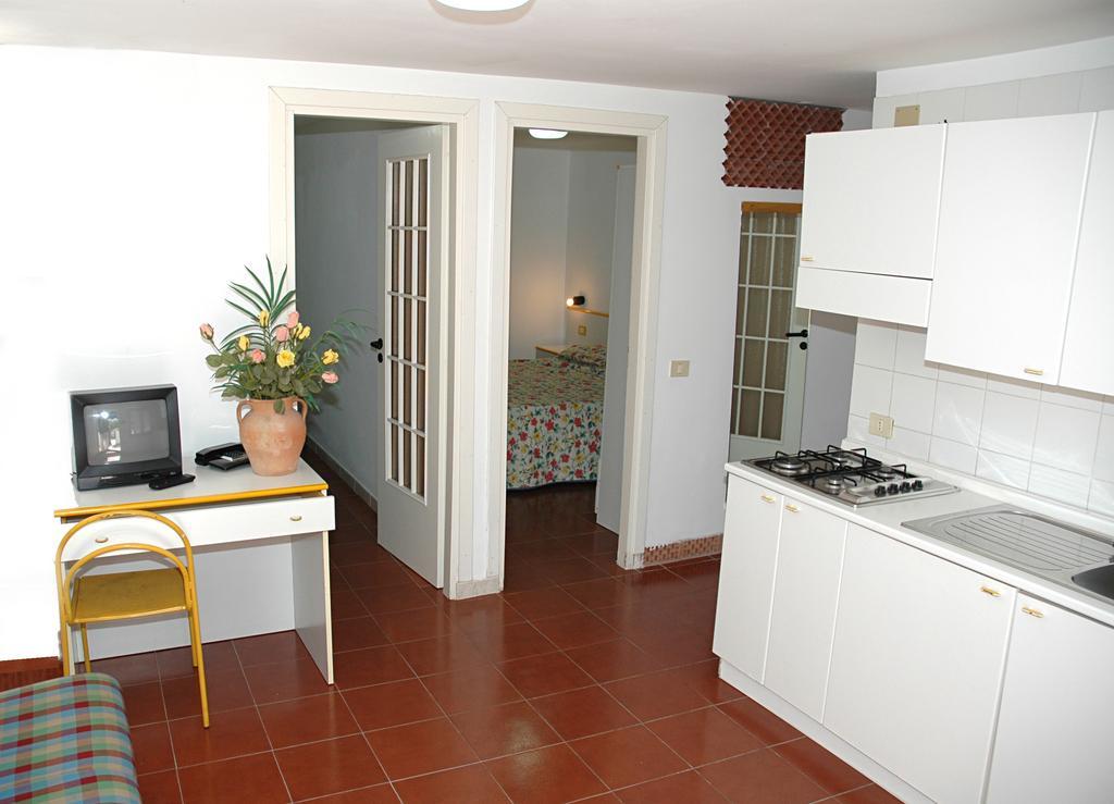 Hotel Seven Residence Palinuro Eksteriør bilde